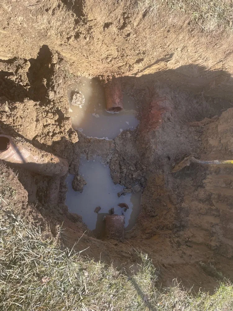 Professional lawn mowing service experts serving Bloomington, IN - Midwest Xcavation