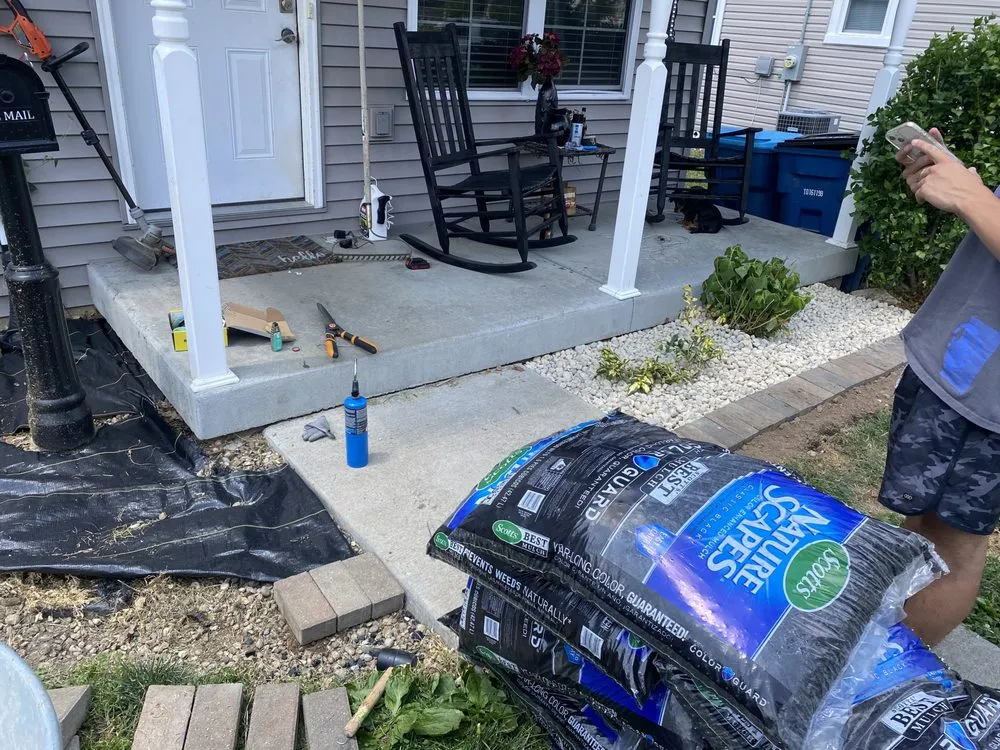 Trusted yard maintenance in East Alton, IL - Miggy’s Landscaping