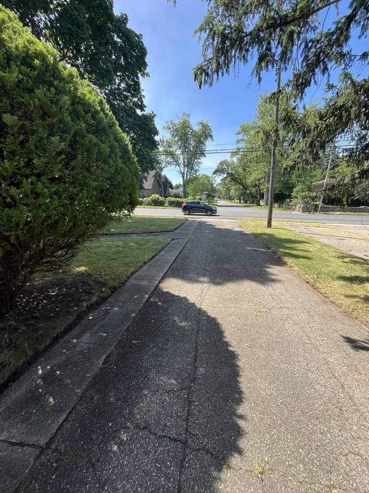 Reliable residential landscaping experts serving Kalamazoo, MI - Miggy’s Machines