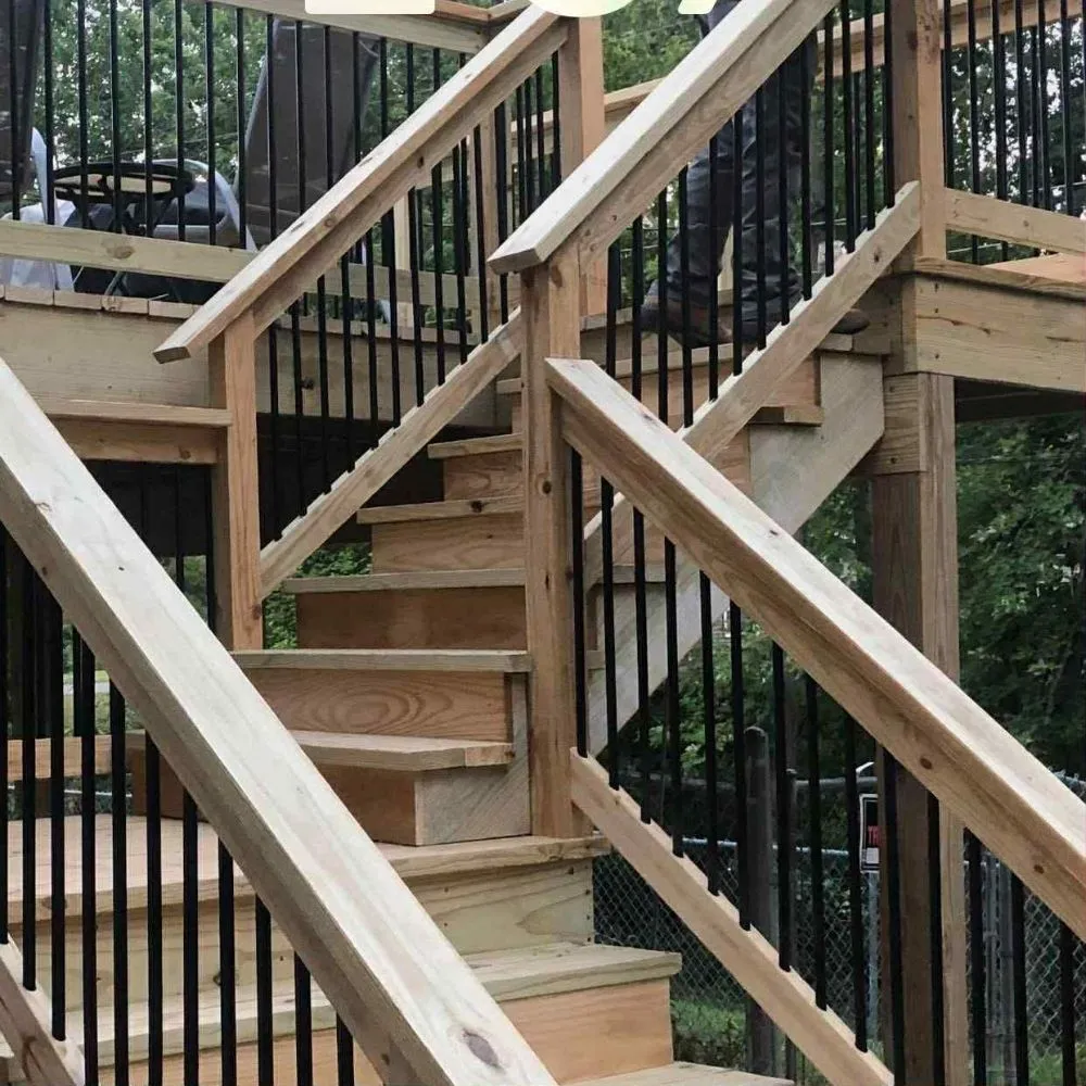 Professional yard maintenance for year-round maintenance in Litchfield, IL by Mighty Handz Does It All