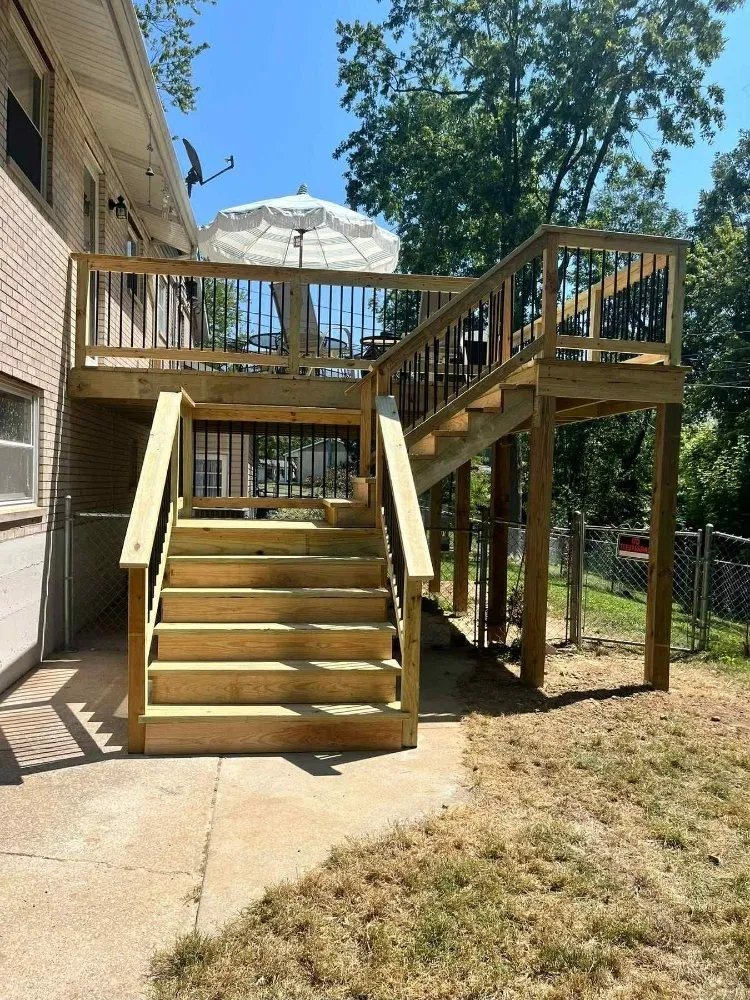 Custom landscape design in Litchfield, IL by Mighty Handz Does It All