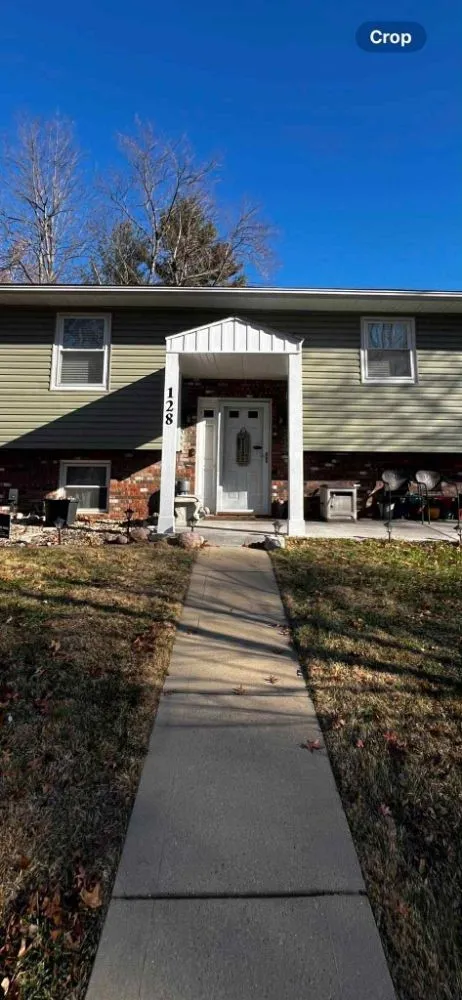 Top-rated lawn mowing service experts serving Litchfield, IL - Mighty Handz Does It All