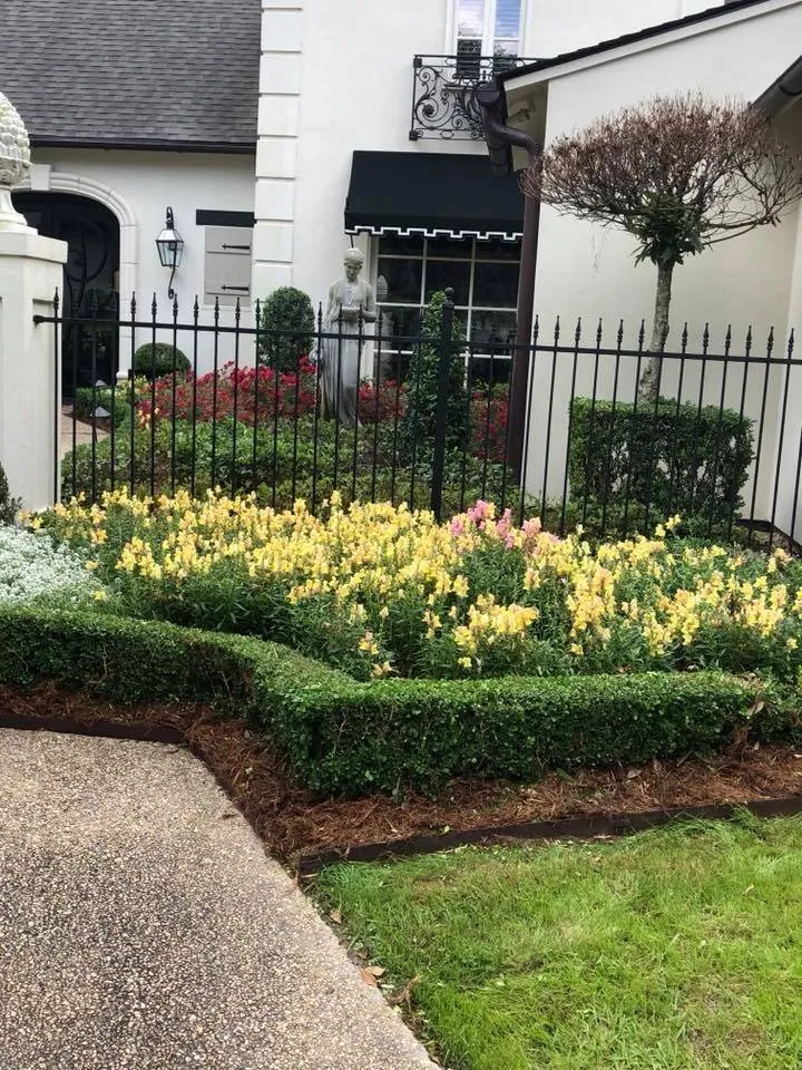 Local lawn mowing service for beautiful yards in Harvey, LA by Mighty Mowers Lawn & Landscape