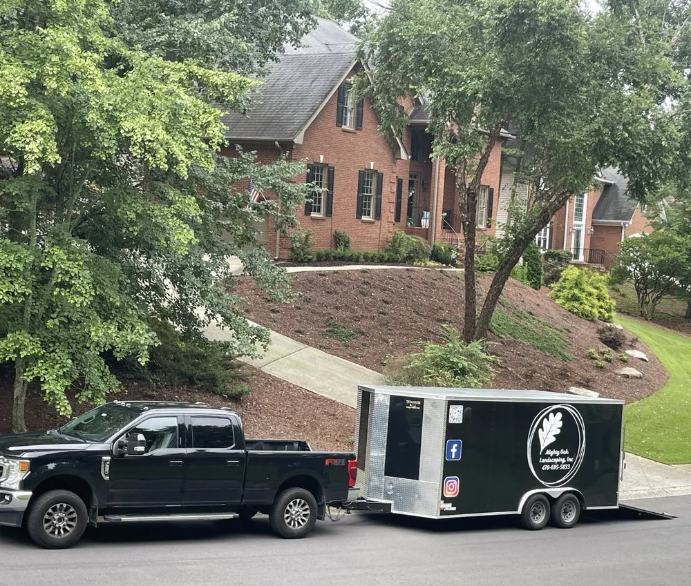 Affordable lawn mowing service in Suwanee, GA by Mighty Oak Landscaping