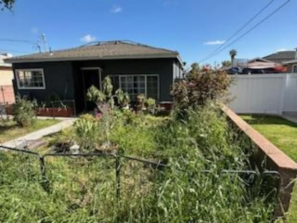 Professional residential landscaping for year-round maintenance across Downey, CA - Migi's Landscapeing