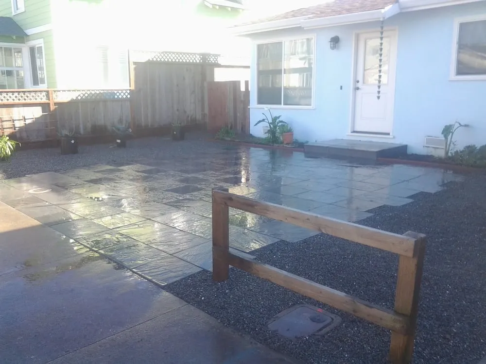 Local lawn mowing service for homes across Redwood City, CA - Miguel Dorantes