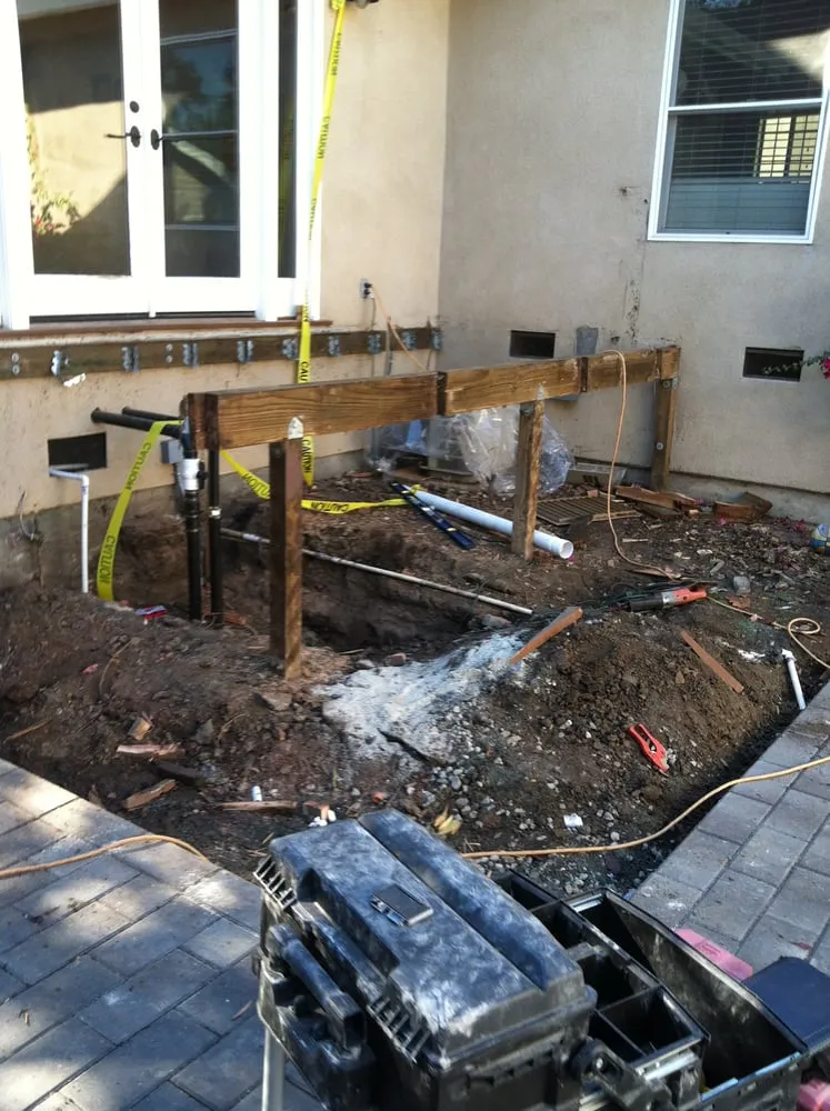 Trusted lawn mowing service experts serving Redwood City, CA - Miguel Dorantes