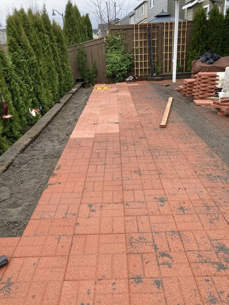 Top-rated garden landscaping in Hillsboro, OR - Miguel Landscape