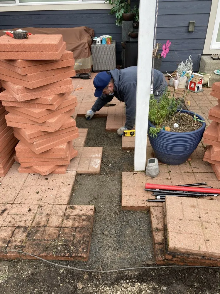 Custom residential landscaping in Hillsboro, OR by Miguel Landscape