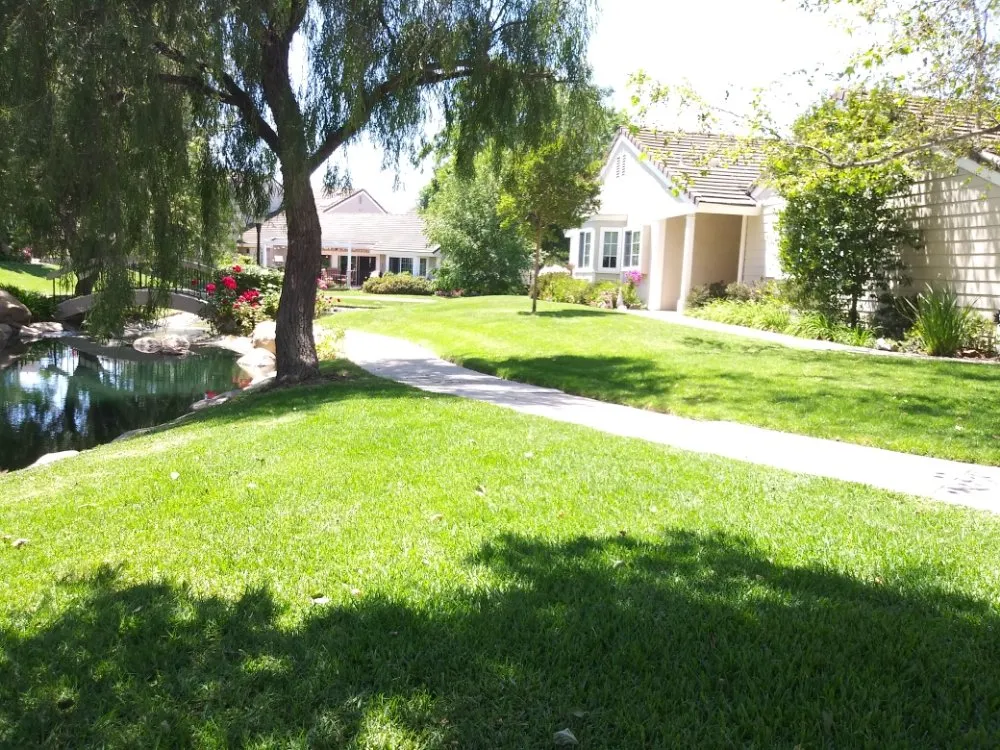 Reliable garden landscaping in Palmdale, CA by Miguel Landscaping