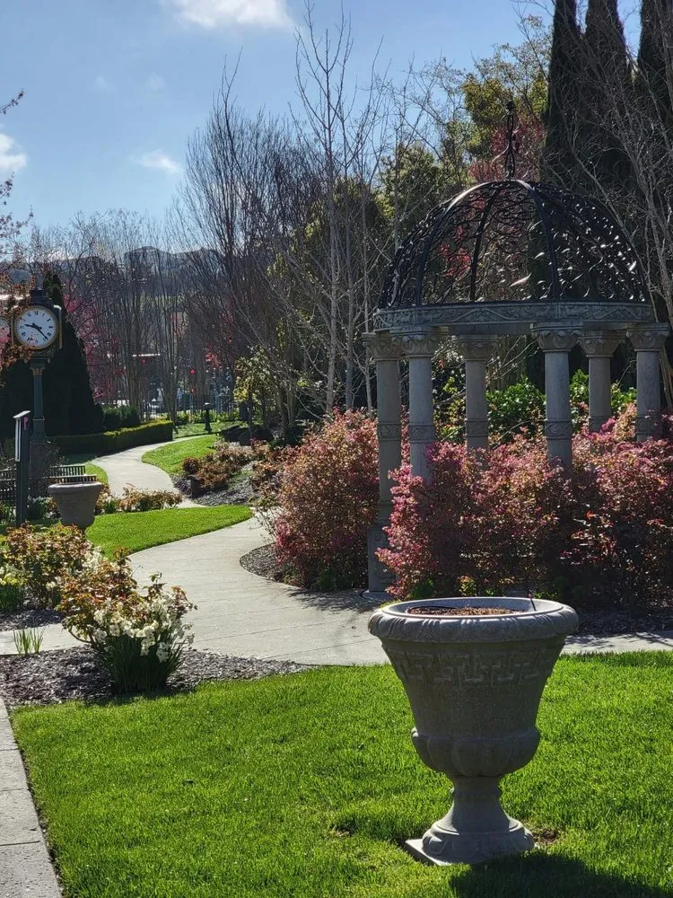 Professional landscaping services with custom design across Fairfield, CA - Miguel Rodriguez Landscaping