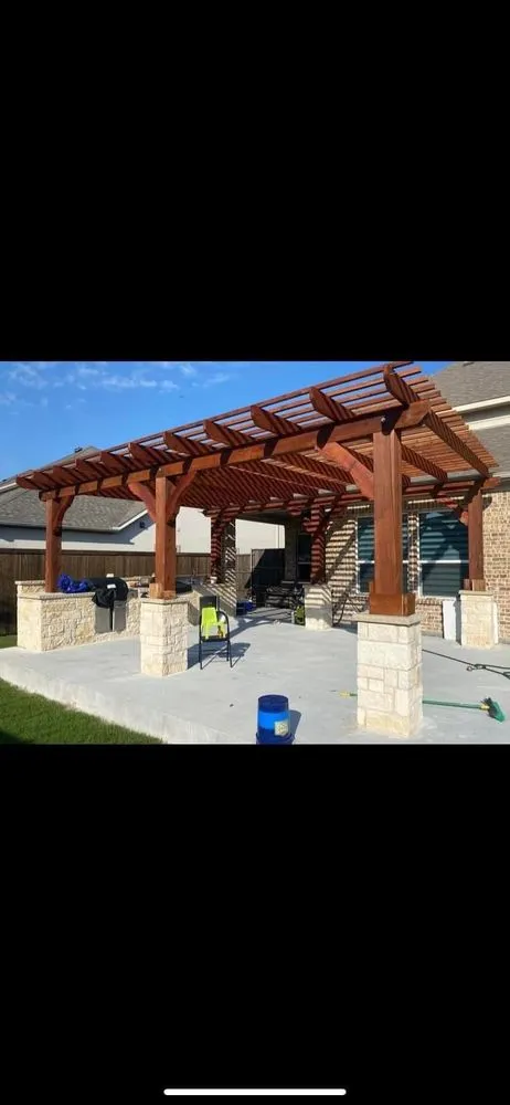 Expert residential landscaping experts serving Corsicana, TX - Miguels Custom Landscape