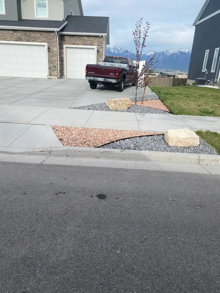 Local lawn mowing service experts serving Riverton, UT - Miguel’s Home Care