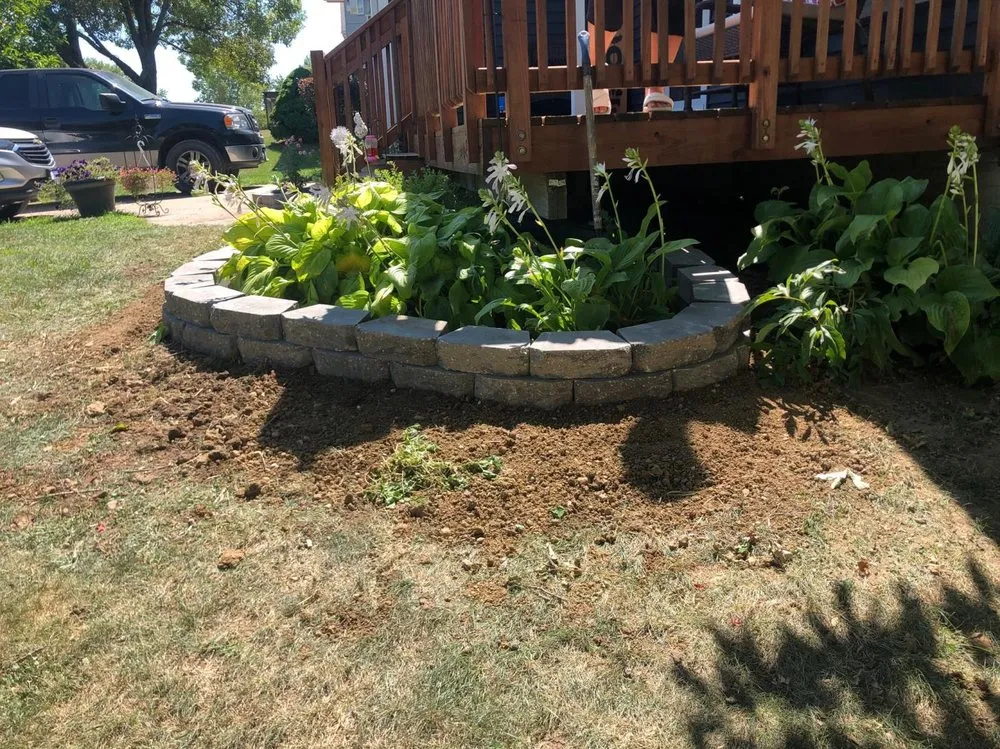 Expert lawn care service in Des Moines, IA - Miguel's Landscape