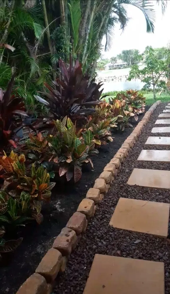 Local yard maintenance near you in West Palm Beach, FL by Miguel's Landscaping Services