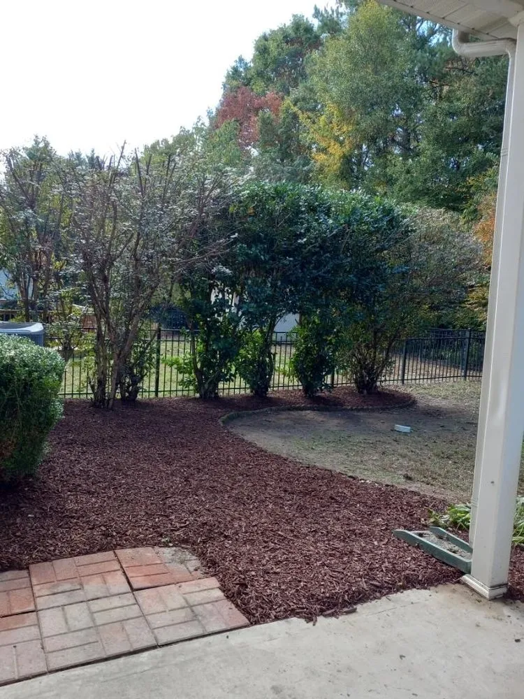 Custom garden landscaping in Charlotte, NC by Miguel’s Yard Services