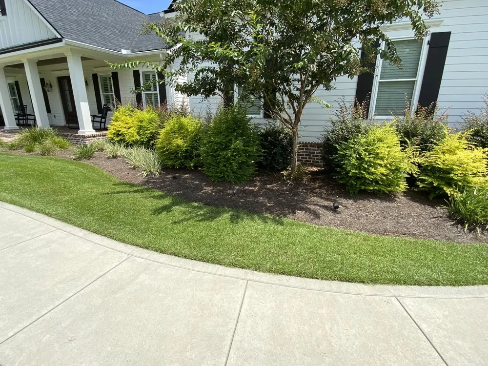 Reliable landscape design in Monticello, FL by Miguel's Zero Turn Lawn Service