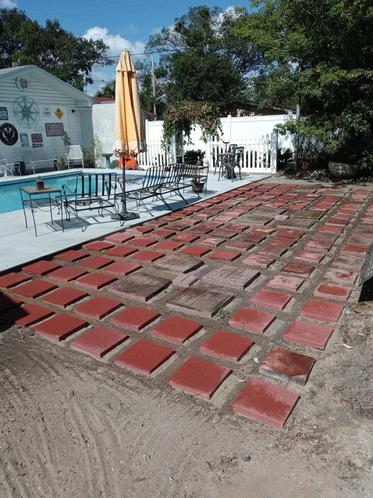 Custom yard maintenance experts serving Lakeland, FL - Mike And Son Handyman Paint and Landscape