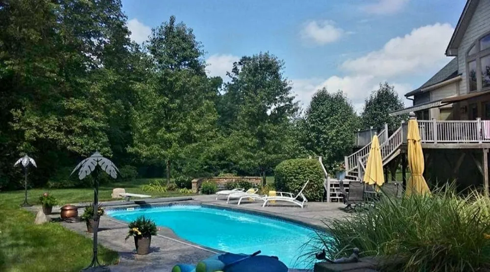 Affordable outdoor landscaping experts serving Lancaster, OH - Mike Couch