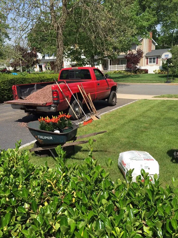 Expert yard cleanup service in Huntington Station, NY - Mike Deckelmann's Landscaping