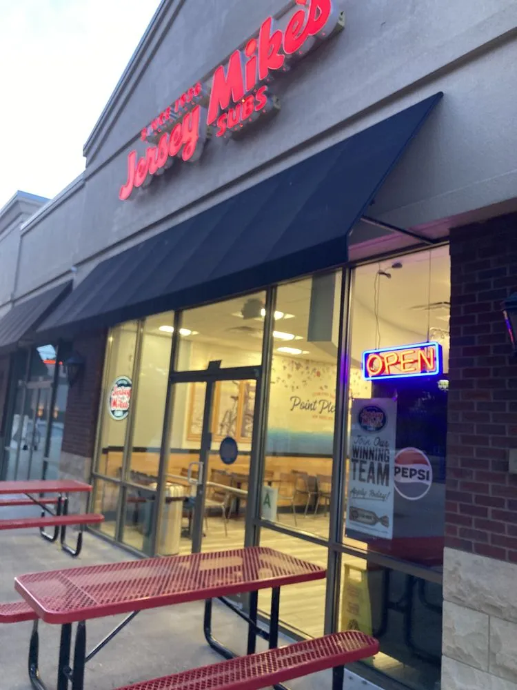 Top-rated landscape design for residential properties in Louisville, KY by Mike Full Handyman Services