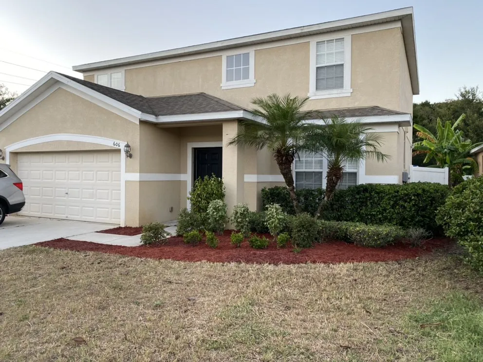 Top-rated landscape design experts serving Brandon, FL - Mike Goodwine's lawn Service