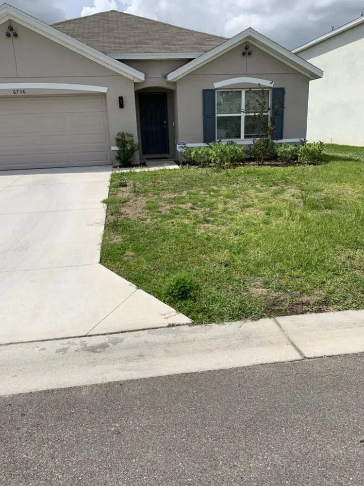 Top-rated lawn mowing service experts serving Ocala, FL - Mike Honers Lawn Service