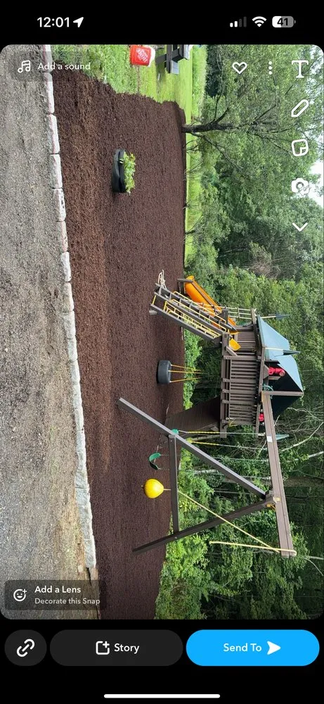 Professional lawn mowing service experts serving Dudley, MA - Mike Lulu Landscaping