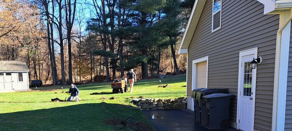 Top-rated lawn care service experts serving Millbury, MA - Mike Lynch Enterprises