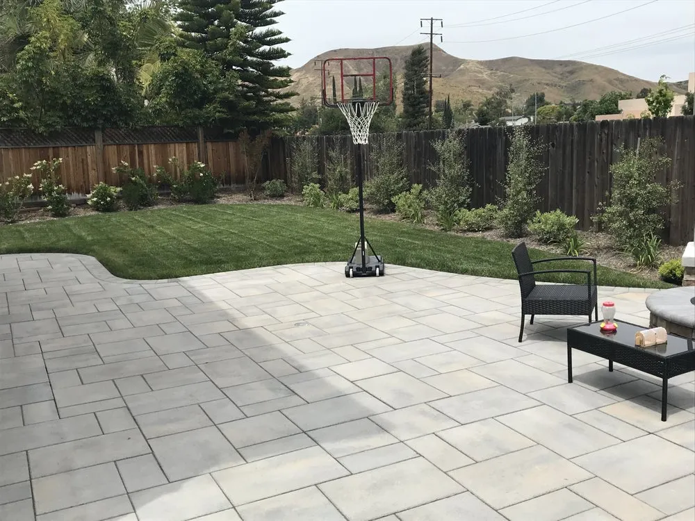 Local residential landscaping with custom design in Camarillo, CA by Mike Muscarella Landscaping