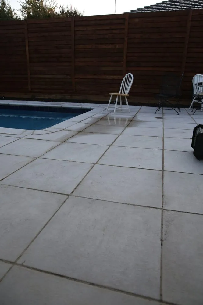 Custom landscape design with custom design in Dallas, TX by Mike Riley's Landscape