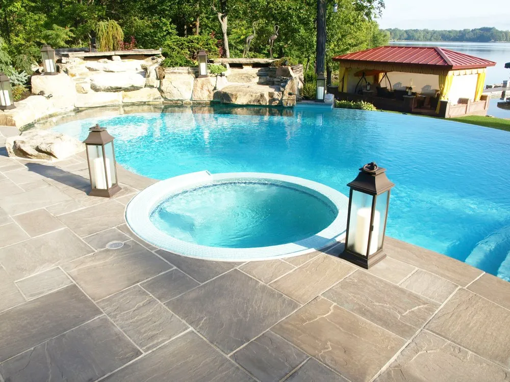 Reliable residential landscaping in Rochester Hills, MI by Mike's Clean Cut Landscaping