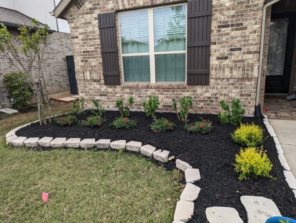 Reliable residential landscaping for year-round maintenance in Richmond, TX by Mike's Complete Landscaping