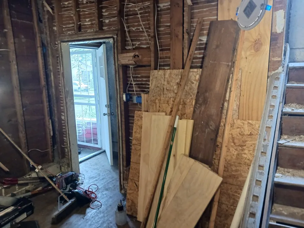 Expert lawn care service experts serving Hamtramck, MI - Mike's Grass Seed