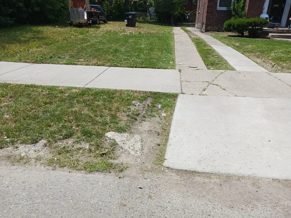 Trusted outdoor landscaping experts serving Hamtramck, MI - Mike's Grass Seed