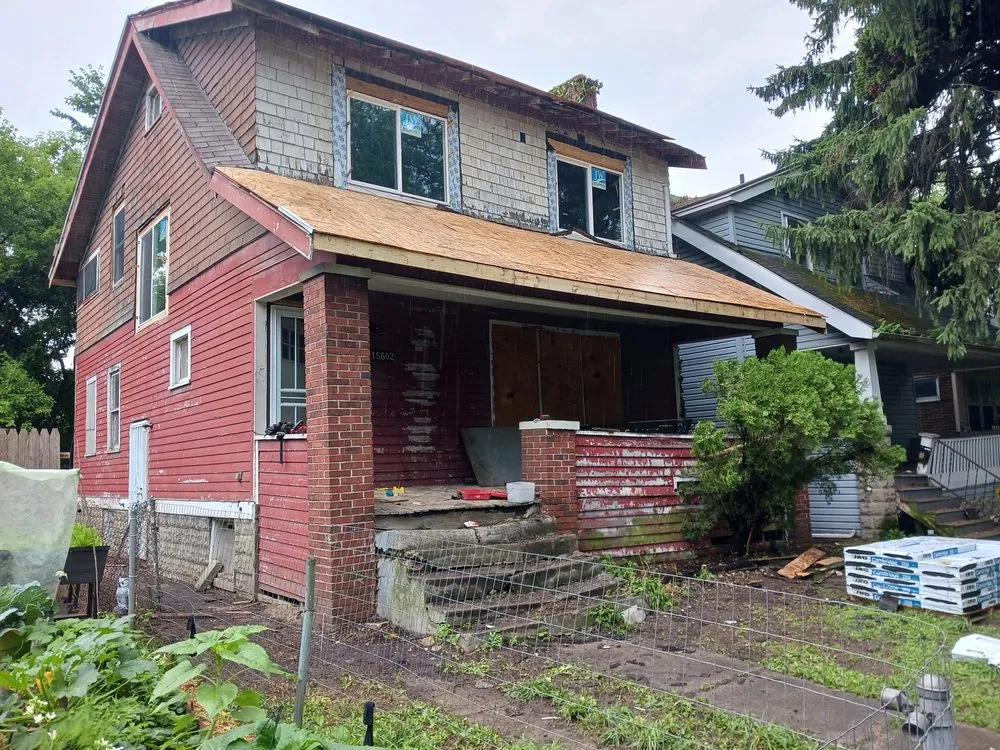 Reliable yard cleanup service near you across Hamtramck, MI - Mike's Grass Seed