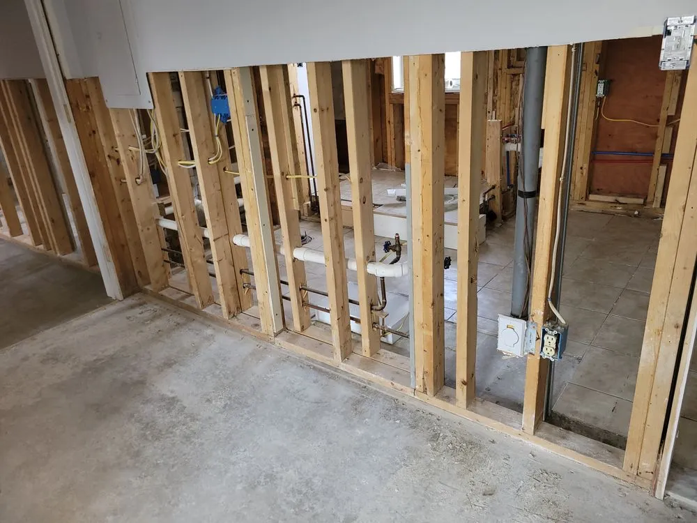 Custom yard cleanup service experts serving Rochester, NH - Mikes Handyman & Landscape Services