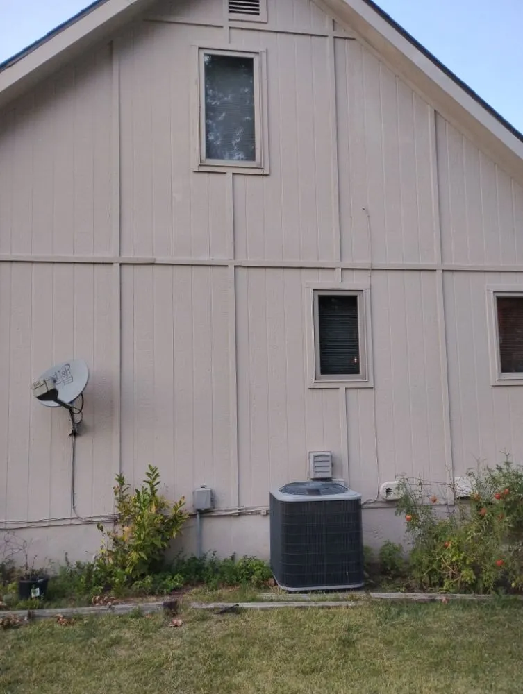 Trusted yard cleanup service in Excelsior Springs, MO - Mikes Handyman Services