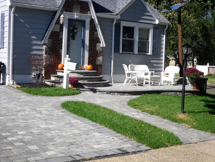 Trusted lawn care service for beautiful yards in Bellmawr, NJ by Mike's Hardscapes
