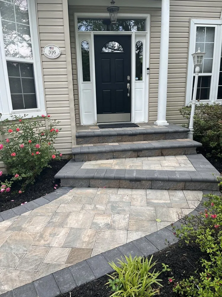 Reliable outdoor landscaping in Bellmawr, NJ by Mike's Hardscapes