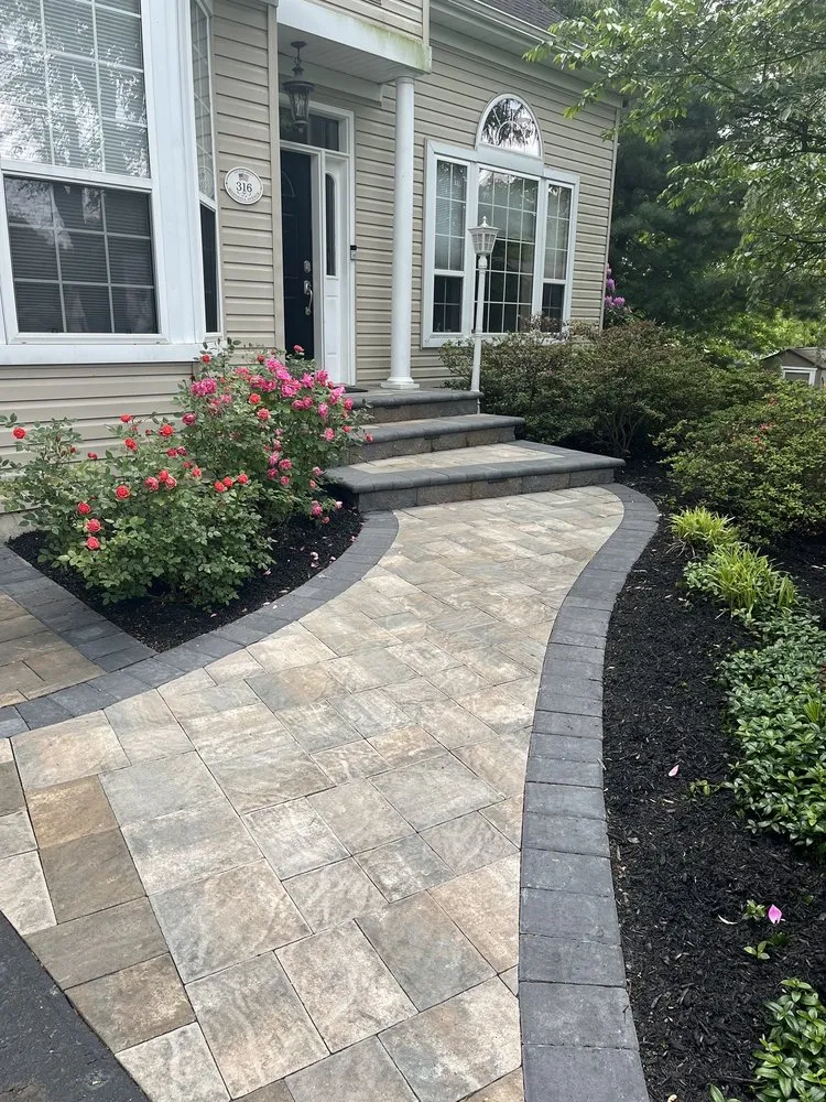 Local lawn care service experts serving Bellmawr, NJ - Mike's Hardscapes