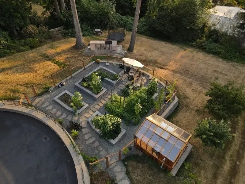 Custom yard maintenance for year-round maintenance in Issaquah, WA by Mike's Hauling & Tractor Work