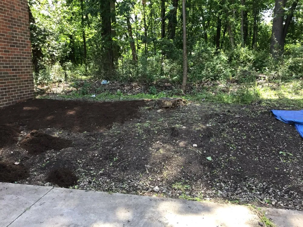 Reliable outdoor landscaping in Sheffield Lake, OH - Mike’s Home and Lawn Care Services