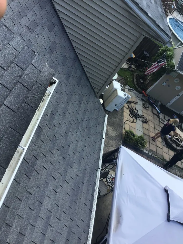 Top-rated yard maintenance for residential properties in Sheffield Lake, OH by Mike’s Home and Lawn Care Services