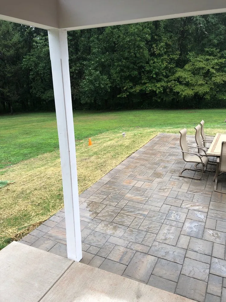 Custom residential landscaping in Pottstown, PA by Mike's Landscape Maintenance Service