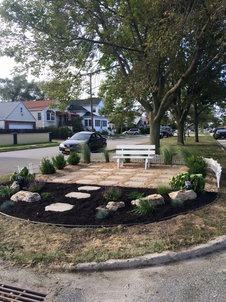 Top-rated residential landscaping in Long Beach, NY - Mike's Landscaping & Construction