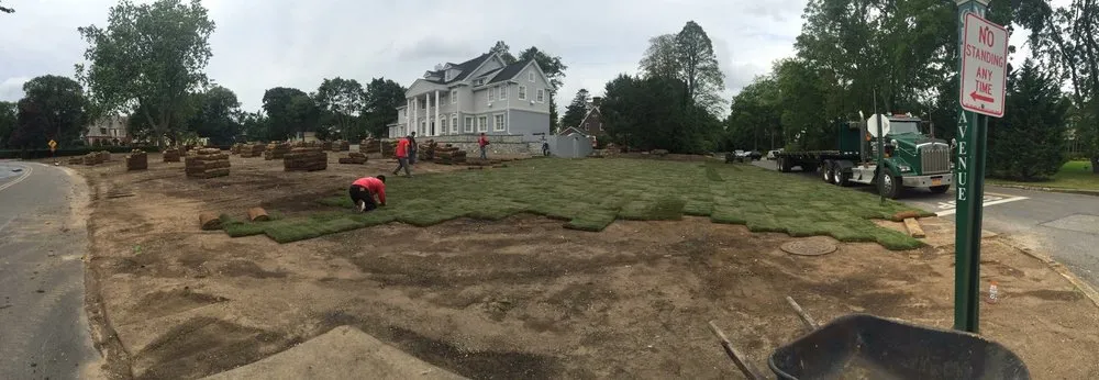 Top-rated yard maintenance experts serving Long Beach, NY - Mike's Landscaping & Construction