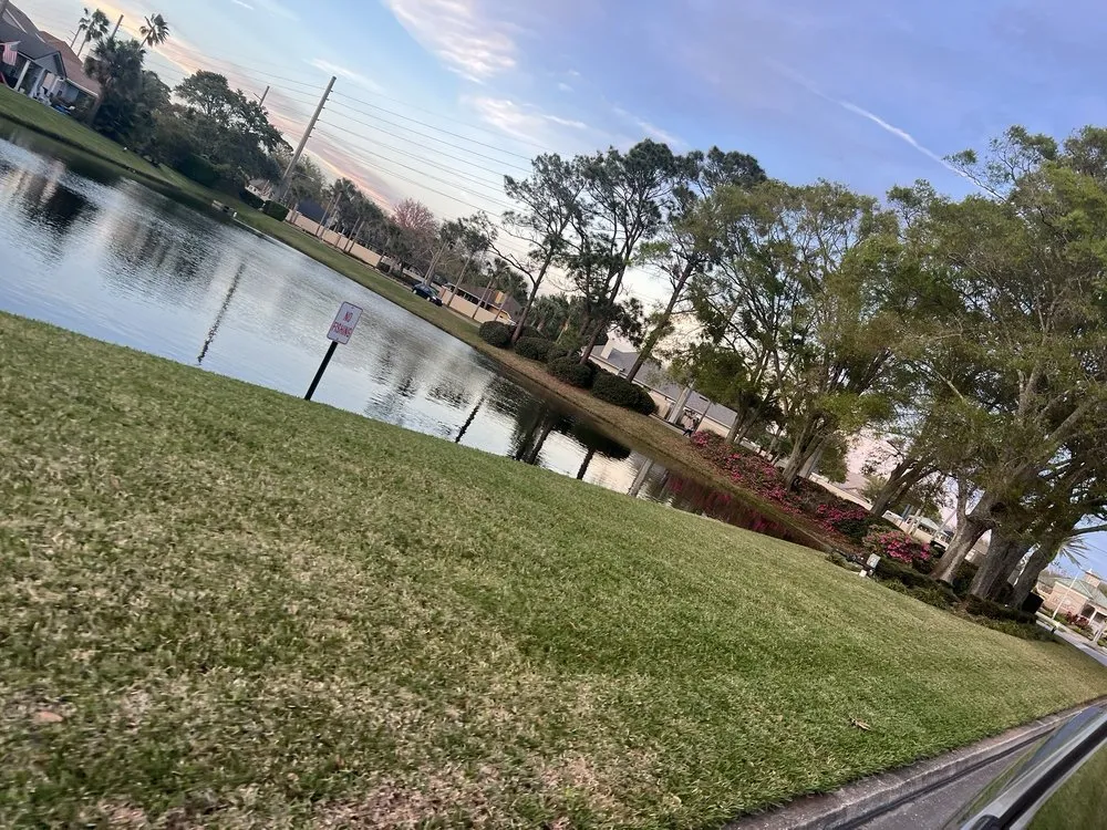 Custom landscaping services with custom design in Marianna, FL by Mike’s Landscaping & Maintenance Services