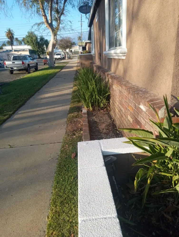Local lawn care service experts serving Duarte, CA - Mikes Landscaping