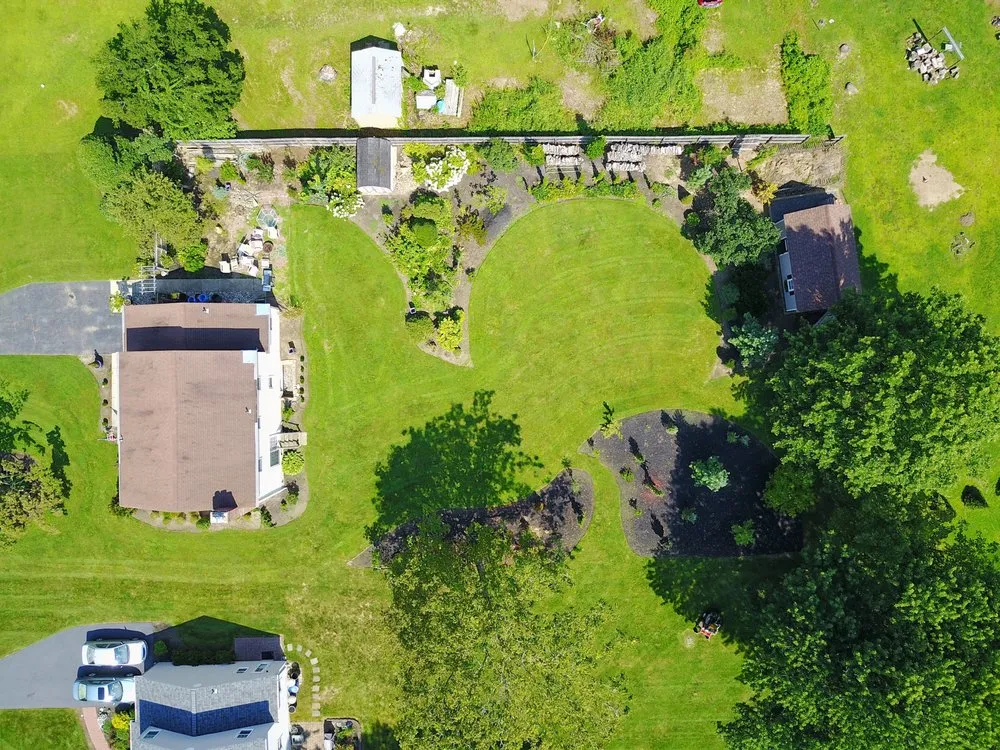 Affordable yard cleanup service experts serving Chester Heights, PA - Mike's Lawn & Landscaping